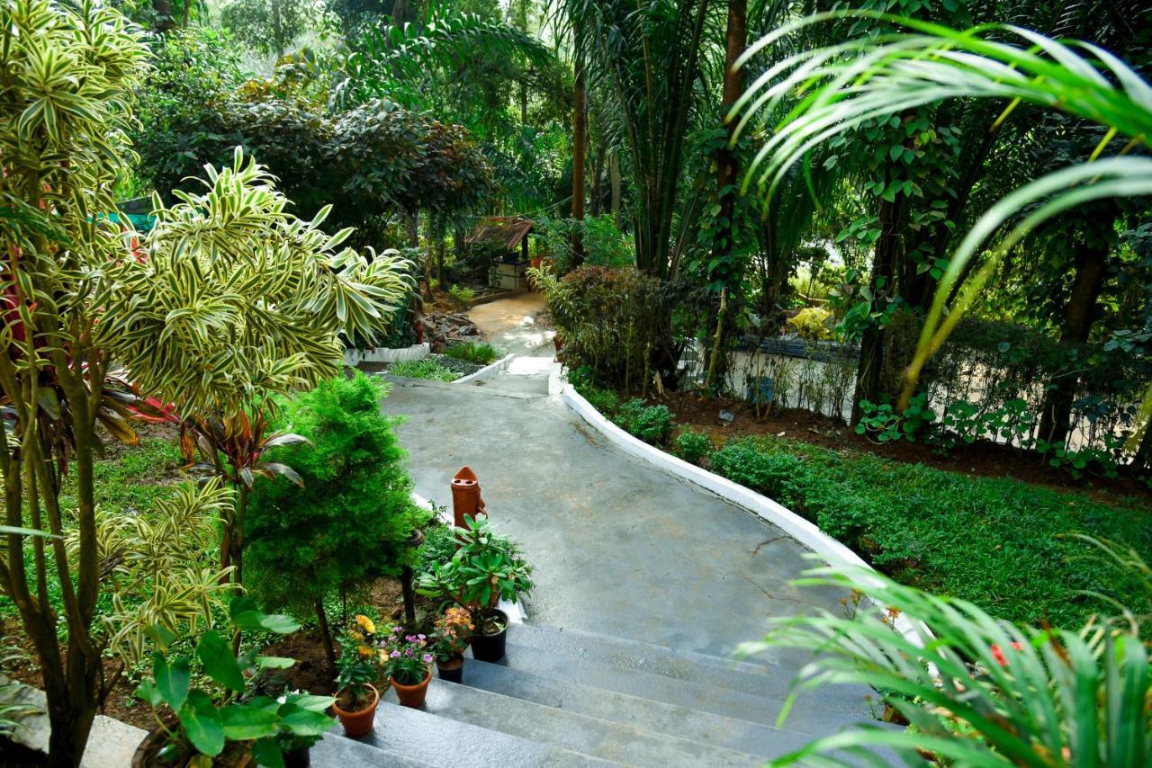 The Spectrum Resort - Chikmagalur Exterior photo